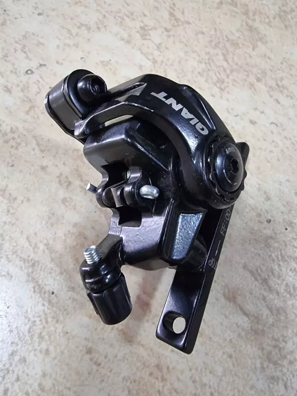 Дисковый тормоз (калипер) Giant FLAT MOUNT