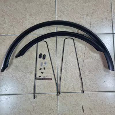 Крылья черные матовые 24,26,28.