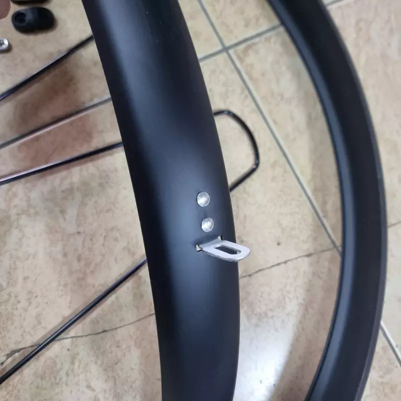 Крылья черные матовые 24,26,28.