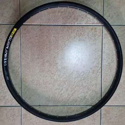 Велосипедный обод GUANJIN 319 26 на 36 спиц пистонированный.