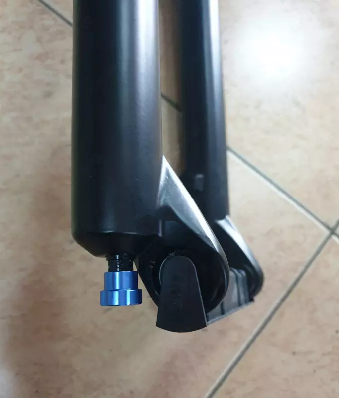 Воздушная вилка 26