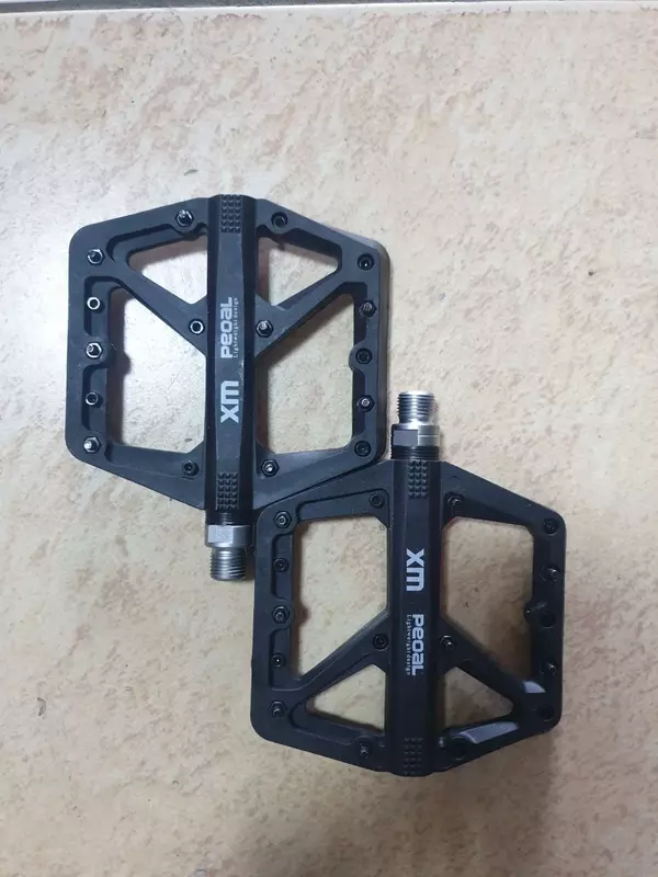 Педали XM peoal 16 шипов