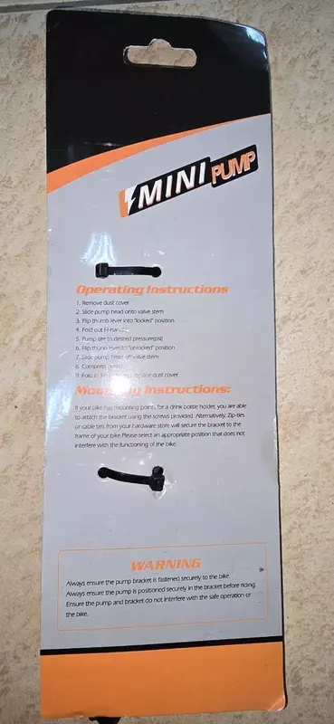 Мини насос с монометром черный.