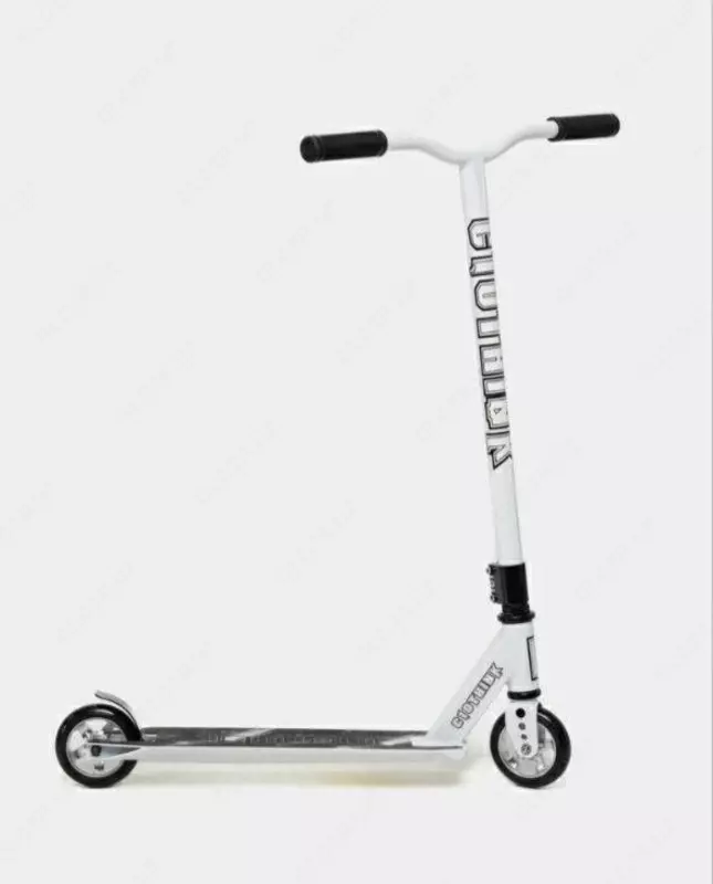 Трюковые самокаты CLOTHING