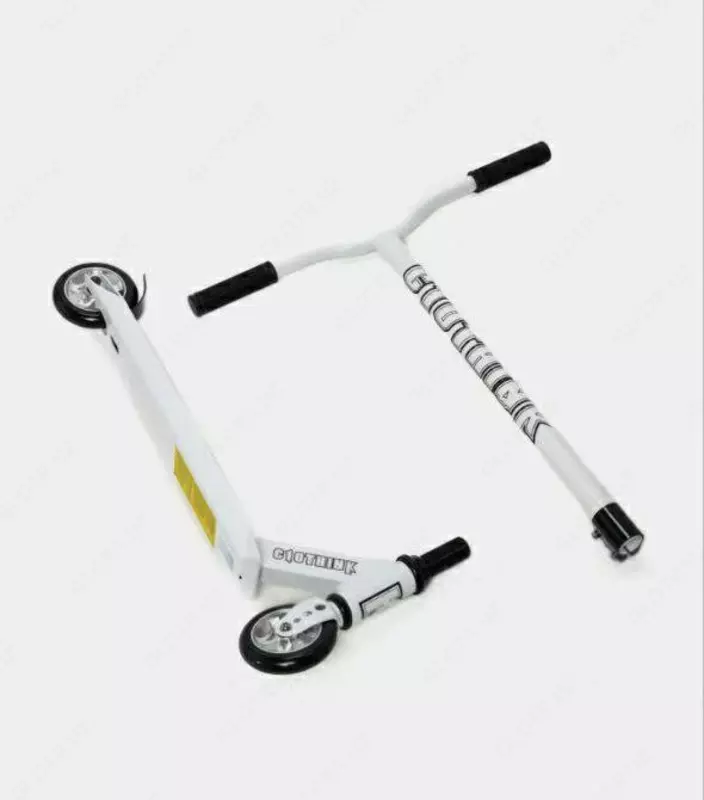 Трюковые самокаты CLOTHING