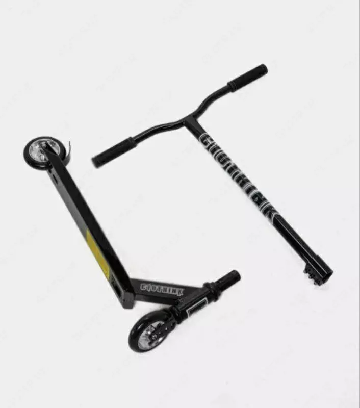 Трюковые самокаты CLOTHING