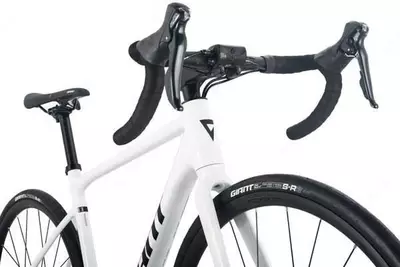 Shosse velosipedi GIANT SCR