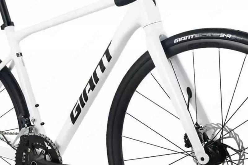 Шоссейный велосипед GIANT SCR