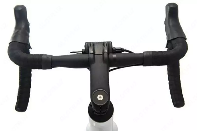 Шоссейный велосипед GIANT SCR