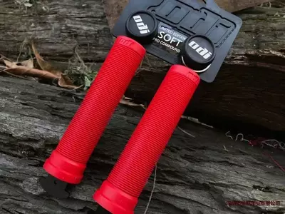 Грипсы Odi для BMX и MTB.