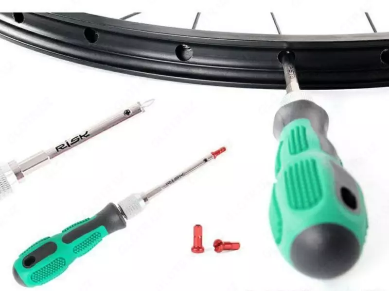 Отвертка RISK для спицных нипилей