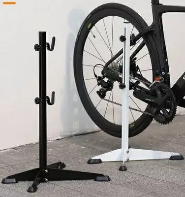 Стойка для хранения и обслуживания велосипеда.