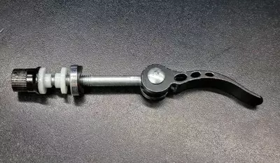 Pin qisqichi uchun nozik eksantrik