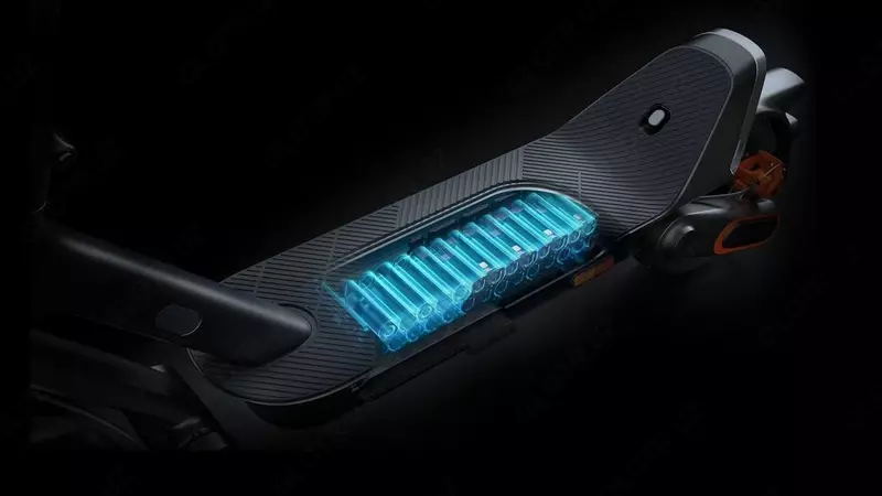 Электросамокат Yadea Elite Prime.