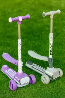 Детские самокаты разные модели.