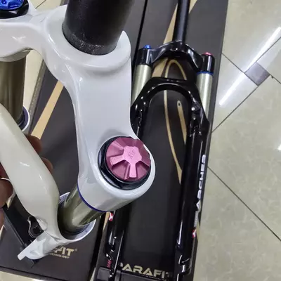 Амортизационные вилки ARCHER PARAFIT для горного велосипеда 26 и 27.5