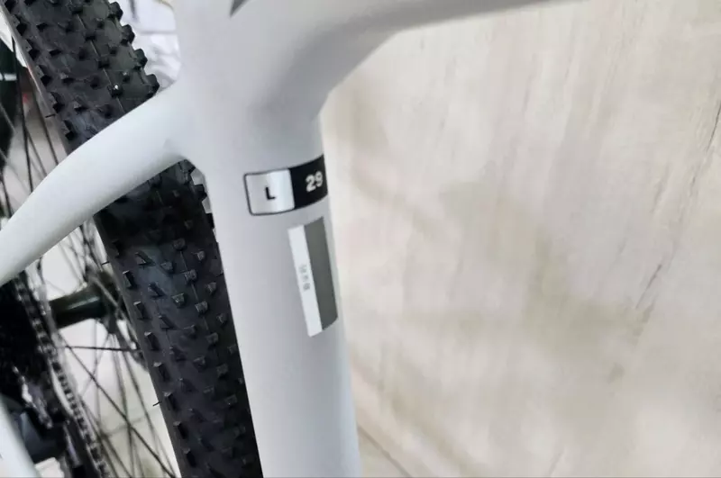 Велосипед GIANT ATX 830 29