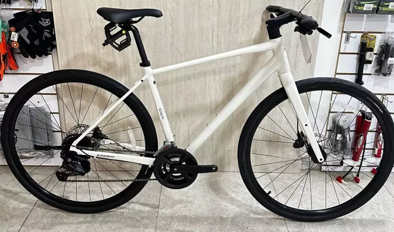 Велосипед GIANT ESCAPE 1 PLUS