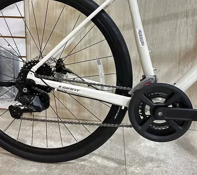 Велосипед GIANT ESCAPE 1 PLUS