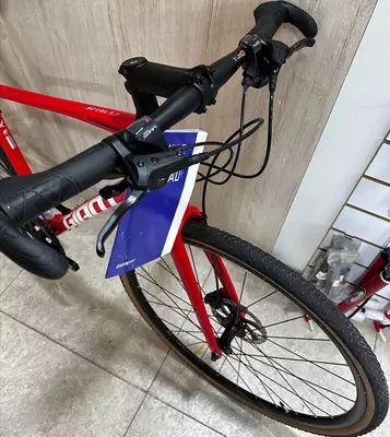 Велосипед Giant Revolt F 2