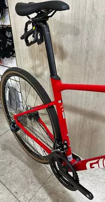 Велосипед Giant Revolt F 2