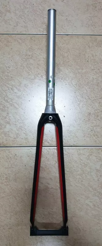 GKFLJ 30008 uglerodli vilka