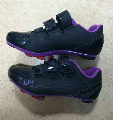   GiANT LIV REGALO velosiped poyabzali + Peleli WELLGO