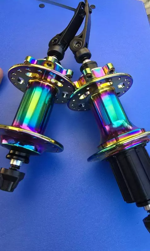 Sanoat podshipniklaridagi alyuminiy vtulkalar (benzin rangli)