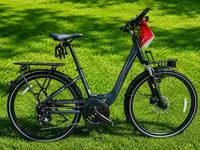 Велосипед городской Giant MOMENTUM ISEE 350