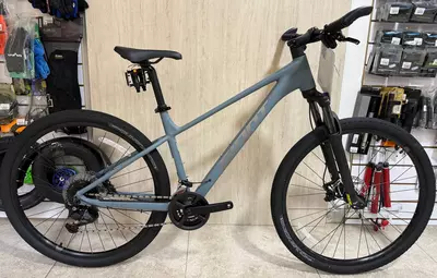 Giant ATX 830 velosipedi 29