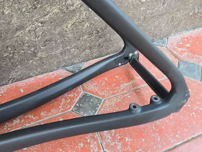 Karbon EQUES ESPOIR 480 mm ramka to‘plami (ramka va vilka)