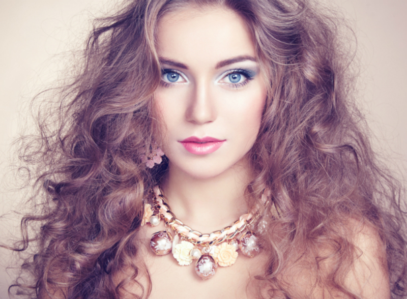 10 способов заставить свои волосы расти быстрей