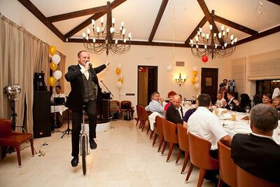 Организация разных мероприятии и торжеств.