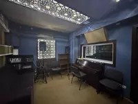 Репетиционная комната (по часавая оплата)