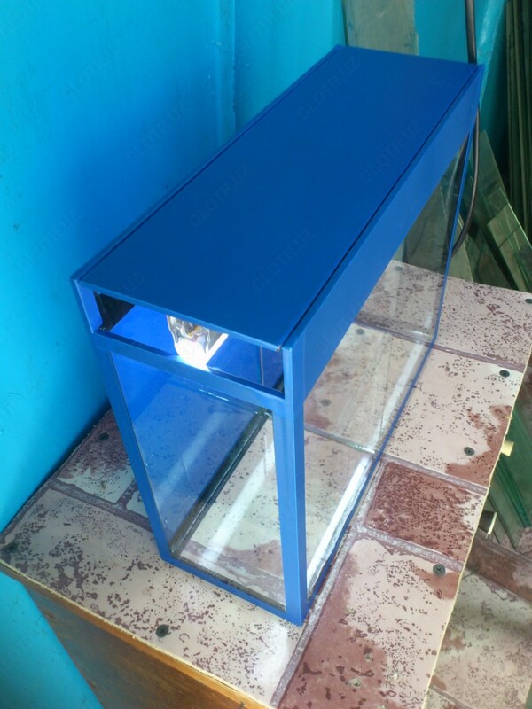 от {0} сум Мини-аквариум с лампой и съёмной перегородкой.