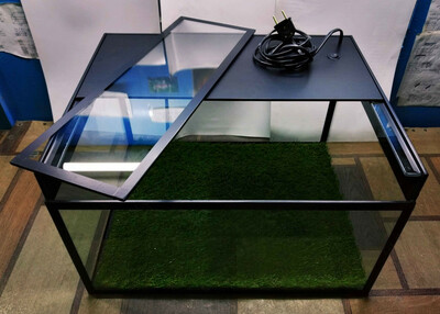 240 000 сум / шт. Террариум модель № 1 (02).с у/ф лампой и искусственным газоном