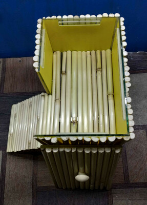 Двухэтажный домик оформленный камышом. Оптом и розница