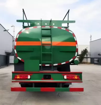 бензовоз Howo 8x4 35 куб.м