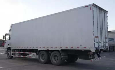 Цена по запросу Автофургон Shacman L3000 6x4 - 9 м