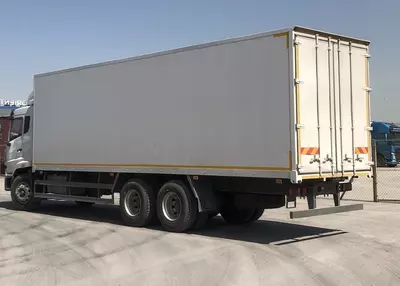 Автофургон Howo-V5X 270 6x4 - 9 м 1 сп. Только в розницу