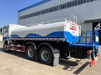 Автоцистерна водовоз поливальная Shacman L3000 6x4 (240 л.с. 15 куб.м) Только в розницу