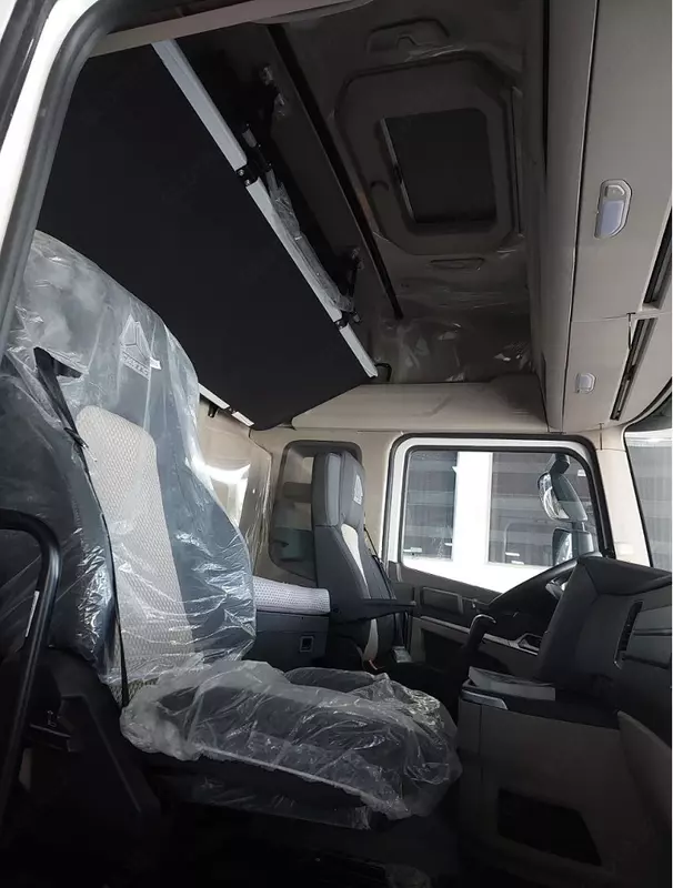 Шторный автофургон Howo-Max 480 6x4 - 8