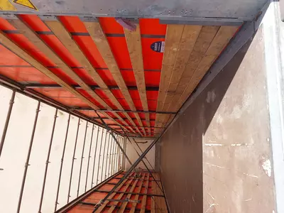 Цена по запросу Полуприцеп шторный Schmitz б/у