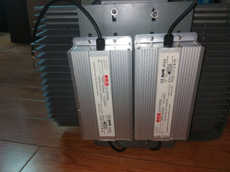 LED projektor 1000W Ulgurji va chakana