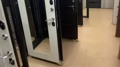 Metall eshiklar, kirish temir eshiklari