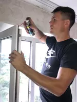 Ремонт пластиковых окон и дверей Akfa и установка