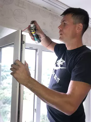 Ремонт пластиковых окон и дверей Akfa и установка