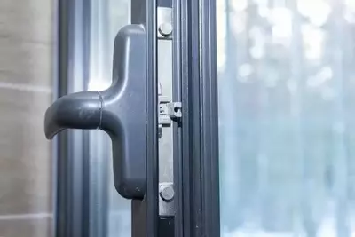 Цена по запросу Монтаж и Ремонт пластиковых окон и дверей Akfa