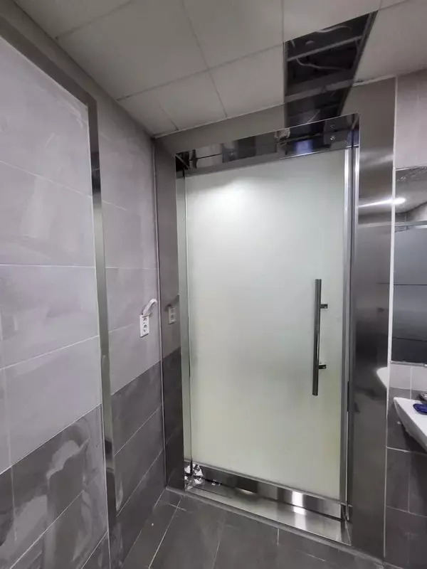 Перегородки для Душевых кабин из стекла. Душевые кабины