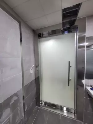 Перегородки для Душевых кабин из стекла. Душевые кабины